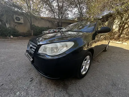 Hyundai Elantra 2008 года за 2 000 000 тг. в Актау – фото 2