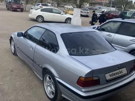 BMW 320 1994 года за 2 600 000 тг. в Караганда – фото 4