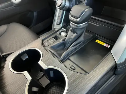 Toyota Land Cruiser Premium+ 2025 года за 76 690 000 тг. в Караганда – фото 13