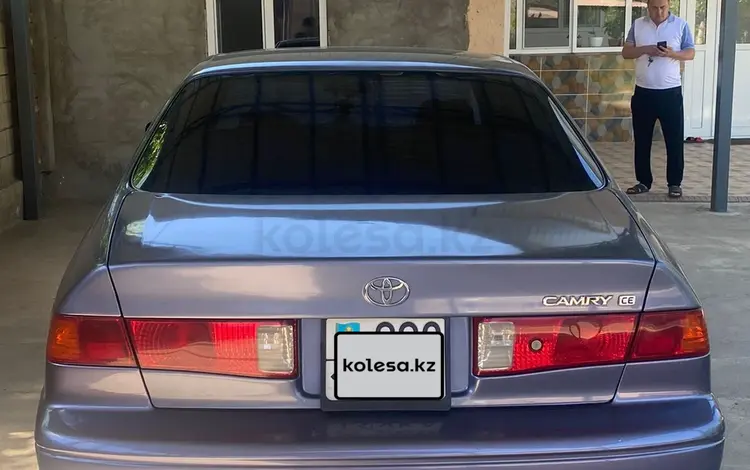 Toyota Camry 2000 года за 3 500 000 тг. в Шымкент