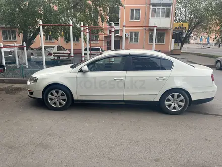 Volkswagen Passat 2006 года за 4 500 000 тг. в Астана – фото 3