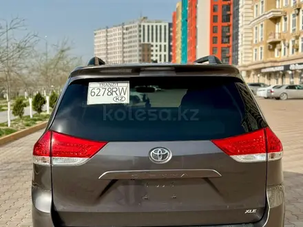 Toyota Sienna 2012 года за 8 000 000 тг. в Актау – фото 4