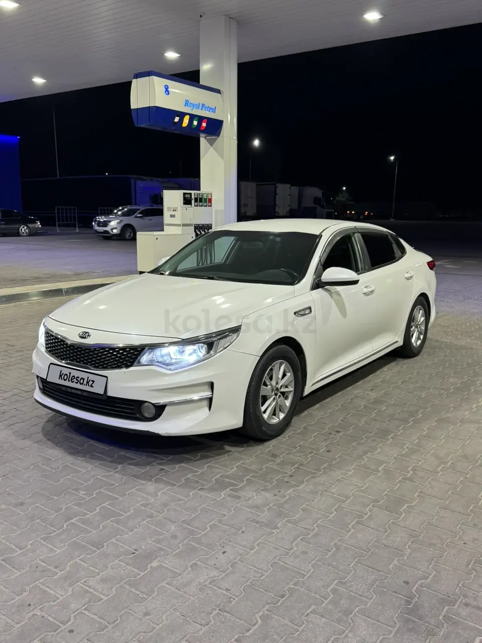 Kia K5, 2016