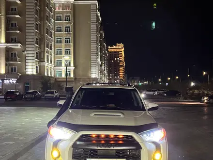 Toyota 4Runner 2021 года за 25 000 000 тг. в Актау – фото 2