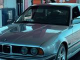 BMW 525 1990 года за 2 000 000 тг. в Астана – фото 2