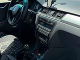 Skoda Rapid 2014 годаүшін4 200 000 тг. в Жезказган – фото 3