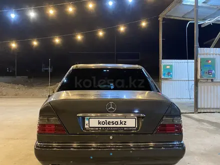 Mercedes-Benz E 280 1994 года за 1 800 000 тг. в Шымкент – фото 4