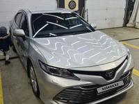 Toyota Camry 2019 года за 14 000 000 тг. в Актобе