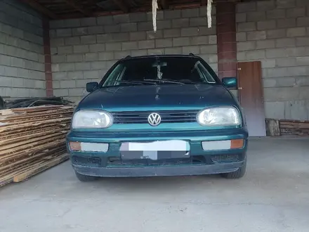 Volkswagen Golf 1996 года за 2 200 000 тг. в Шымкент