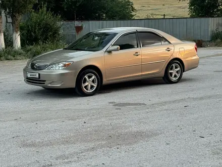 Toyota Camry 2003 года за 5 700 000 тг. в Тараз – фото 2