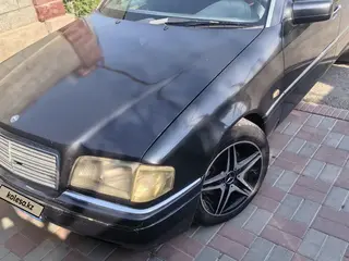 Mercedes-Benz C 280