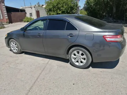 Toyota Camry 2010 года за 6 500 000 тг. в Семей