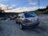 Lexus RX 300 1999 годаүшін4 200 000 тг. в Жанатас – фото 2