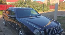 Mercedes-Benz E 300 1997 года за 2 500 000 тг. в Уральск