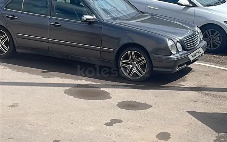 Mercedes-Benz E 320 1997 года за 2 250 000 тг. в Астана