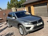 Volkswagen Touareg 2015 года за 21 000 000 тг. в Алматы