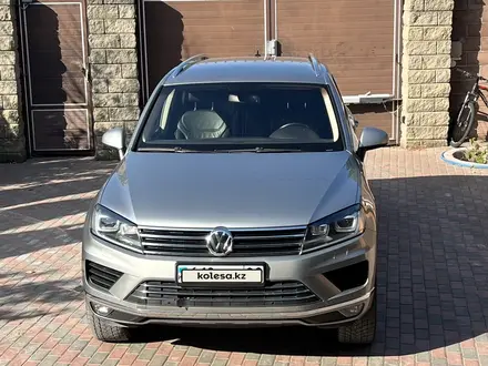 Volkswagen Touareg 2015 года за 18 000 000 тг. в Алматы – фото 6