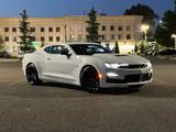 Chevrolet Camaro 2022 года за 29 400 000 тг. в Алматы – фото 3