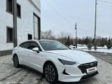 Hyundai Sonata 2022 года за 15 000 000 тг. в Алматы