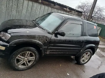 Toyota RAV4 1996 года за 2 100 000 тг. в Алматы – фото 3