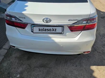 Toyota Camry 2015 года за 12 000 000 тг. в Атырау – фото 4