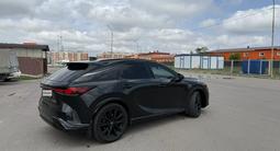 Lexus RX 500h 2023 года за 45 000 000 тг. в Костанай – фото 5