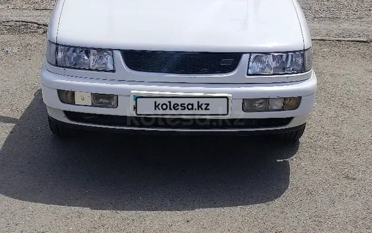 Volkswagen Passat 1995 года за 2 300 000 тг. в Семей