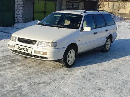 Volkswagen Passat 1995 года за 2 100 000 тг. в Семей – фото 17