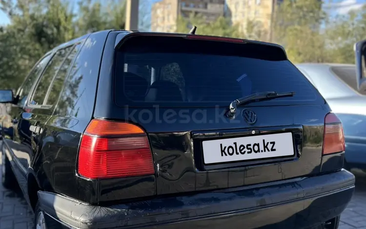 Volkswagen Golf 1995 годаүшін2 100 000 тг. в Караганда