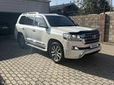 Toyota Land Cruiser 2015 годаfor19 000 000 тг. в Алматы – фото 5