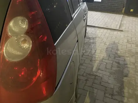 Mazda 5 2007 года за 2 800 000 тг. в Актобе – фото 13