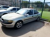 Opel Vectra 1997 года за 1 100 000 тг. в Атырау – фото 4