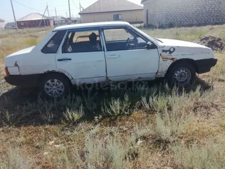 ВАЗ (Lada) 21099 1999 года за 500 000 тг. в Актобе – фото 4