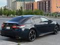 Toyota Camry 2019 года за 8 500 000 тг. в Актау – фото 2