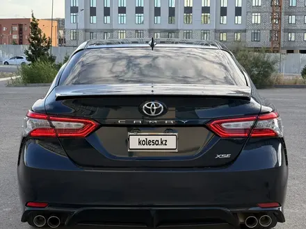 Toyota Camry 2019 года за 8 500 000 тг. в Актау – фото 5