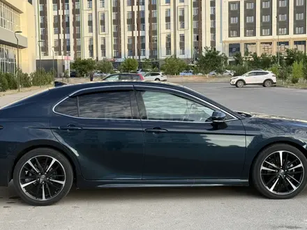 Toyota Camry 2019 года за 8 500 000 тг. в Актау – фото 7