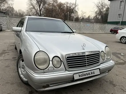 Mercedes-Benz E 320 1997 года за 3 200 000 тг. в Алматы – фото 10