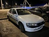 Opel Vectra 1997 года за 600 000 тг. в Атырау – фото 4