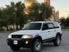 Mitsubishi Montero Sport, 2001