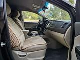 Kia Carnival 2016 года за 8 000 000 тг. в Алматы – фото 5