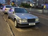 Mercedes-Benz E 230 1992 года за 700 000 тг. в Астана – фото 3