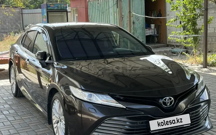 Toyota Camry 2018 годаүшін12 700 000 тг. в Алматы