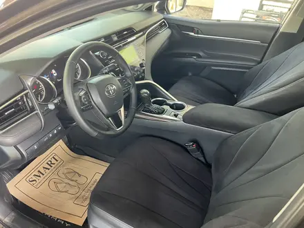 Toyota Camry 2018 года за 12 700 000 тг. в Алматы – фото 8