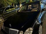 Mercedes-Benz E 320 2003 года за 5 300 000 тг. в Алматы – фото 4