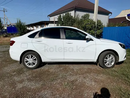 ВАЗ (Lada) Vesta 2018 года за 5 450 000 тг. в Уральск – фото 2