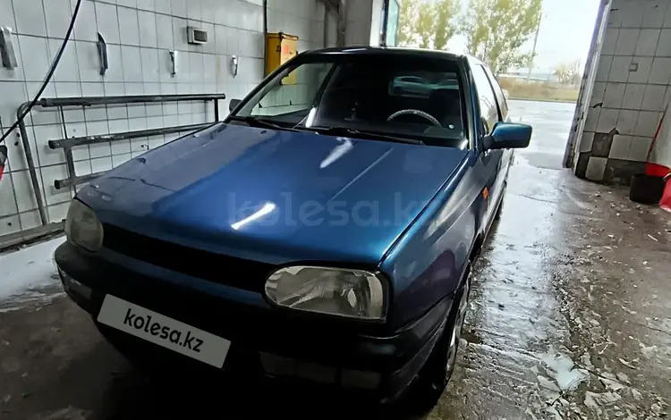 Volkswagen Golf 1993 годаүшін1 000 000 тг. в Алматы