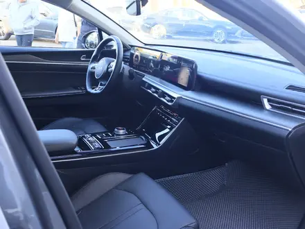 Kia K5 Luxe 2026 года за 12 990 000 тг. в Астана – фото 18