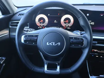 Kia K5 Luxe 2026 года за 12 990 000 тг. в Астана – фото 24