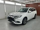 Mitsubishi Outlander 2023 годаүшін10 800 000 тг. в Астана