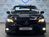 Toyota Camry 2022 годаүшін13 650 000 тг. в Шымкент – фото 2